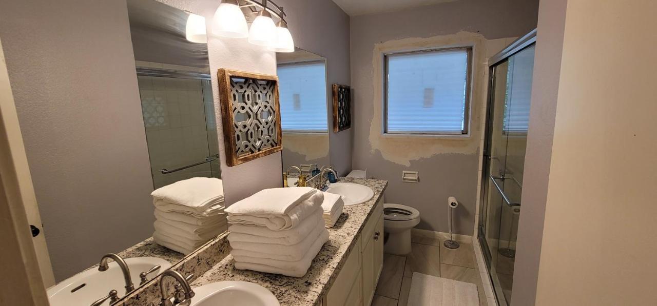 The Harby Street House - Close To U Of H, Stadiums, Downtown, Med Center هيوستن المظهر الخارجي الصورة